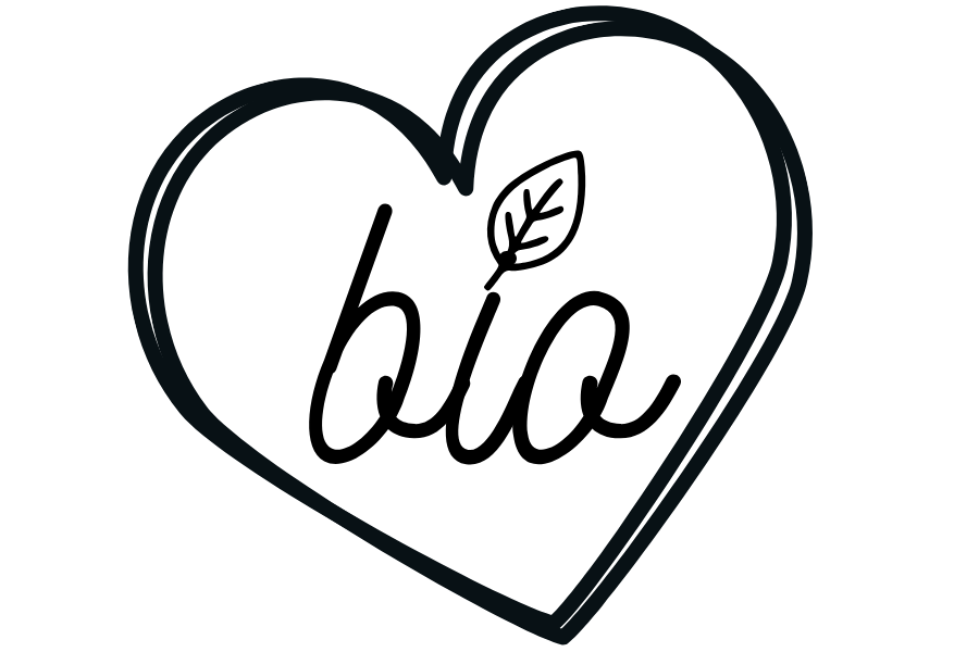 Bio-Hautpflege mit sorgfältig ausgewählten Inhaltsstoffen in Bio-Qualität.